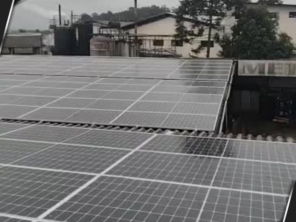 Foto de ENERGIA SOLAR PORTTE em Curitiba, PR por Solutudo