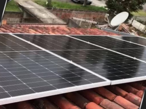 Foto de ENERGIA SOLAR PORTTE em Curitiba, PR por Solutudo