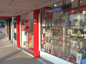 Foto de CENTEROPTICA em Jandira, SP por Solutudo