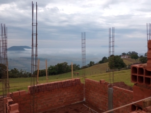 Foto de NJ Construções em Botucatu, SP por Solutudo