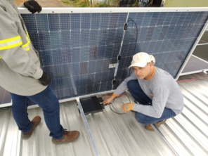 Foto de 3MCE Energia Solar em Uberlândia, MG por Solutudo