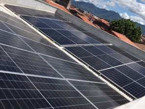 Foto de R3A energia solar em Pacatuba, CE por Solutudo