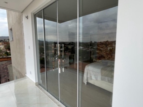 Foto de Design vidros em Itabira, MG por Solutudo