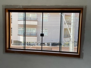 Foto de Design vidros em Itabira, MG por Solutudo