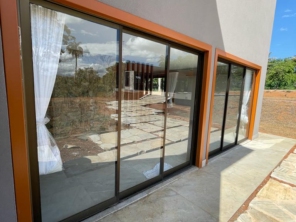 Foto de Design vidros em Itabira, MG por Solutudo
