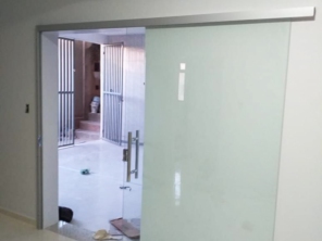 Foto de Design vidros em Itabira, MG por Solutudo
