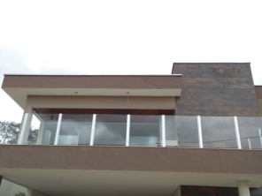 Foto de Design vidros em Itabira, MG por Solutudo