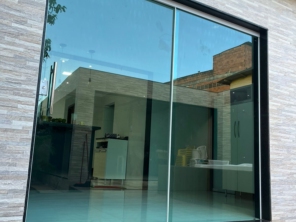 Foto de Mazike Glass em Viana, ES por Solutudo