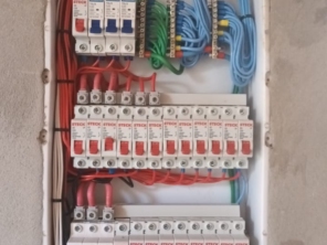 Foto de Cobra Engenharia Elétrica em Canoas, RS por Solutudo