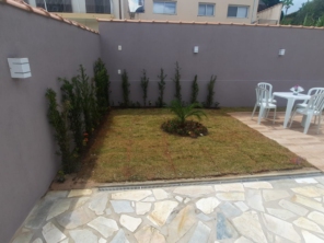 Foto de Jard.Flor Jardinagem em Botucatu, SP por Solutudo