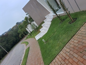 Foto de Jard.Flor Jardinagem em Botucatu, SP por Solutudo