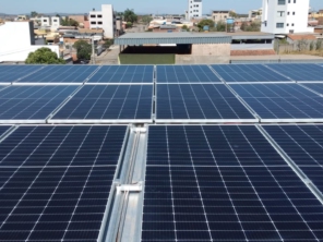 Foto de Maxvolts energia solar em Divinópolis, MG por Solutudo