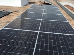 Foto de Maxvolts energia solar em Divinópolis, MG por Solutudo