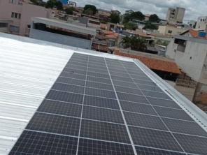 Foto de Maxvolts energia solar em Divinópolis, MG por Solutudo