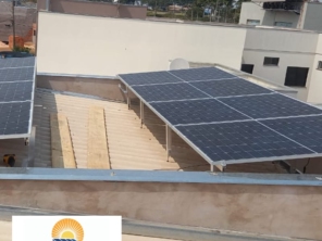Foto de ÉFácil Solar - Energia Fotovoltaica em Araxá, MG por Solutudo