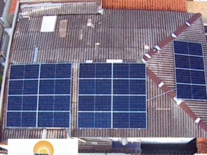 Foto de ÉFácil Solar - Energia Fotovoltaica em Araxá, MG por Solutudo