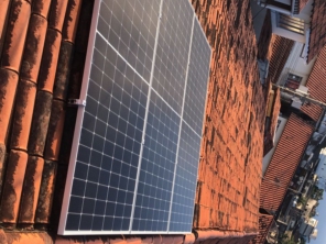Foto de JBR Soluções em Energia Solar em São Gonçalo, RJ por Solutudo