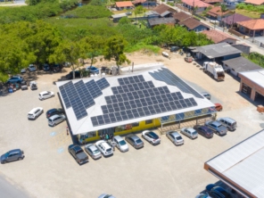 Foto de Complac Energia Solar em Jaraguá do Sul, SC por Solutudo