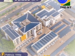 Vista aérea do Tribunal Regional Eleitoral de Mato Grosso com painéis solares no telhado
