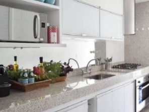Foto de Infinity Decor Móveis Planejados em Alumínio em Peruíbe, SP por Solutudo