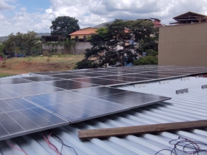 Foto de YUMA Solar em Santa Luzia, MG por Solutudo