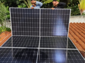 Foto de YUMA Solar em Santa Luzia, MG por Solutudo