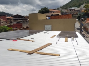 Foto de YUMA Solar em Santa Luzia, MG por Solutudo