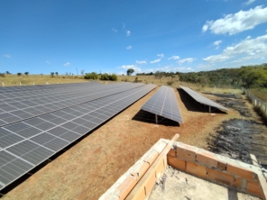 Foto de YUMA Solar em Santa Luzia, MG por Solutudo