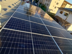 Foto de YUMA Solar em Santa Luzia, MG por Solutudo