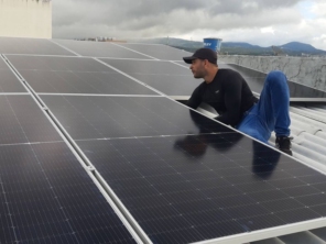 Foto de KSL Energia Solar em Caruaru, PE por Solutudo