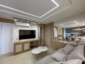 Foto de Portico Interiores em Goiânia, GO por Solutudo
