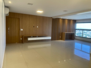 Foto de Portico Interiores em Goiânia, GO por Solutudo