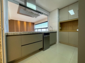 Foto de Portico Interiores em Goiânia, GO por Solutudo