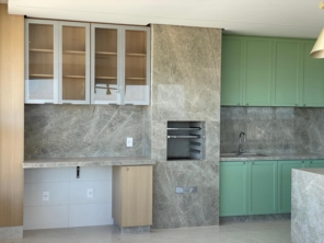 Foto de Portico Interiores em Goiânia, GO por Solutudo