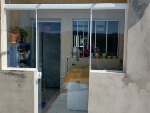 Foto de Vidros style em Itapevi, SP por Solutudo