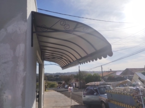 Foto de Innova Toldos e Coberturas em Botucatu, SP por Solutudo