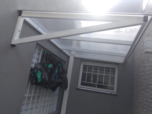 Foto de Innova Toldos e Coberturas em Botucatu, SP por Solutudo