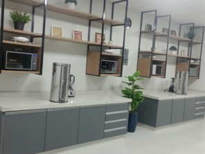Foto de U.T.I das Cadeiras em Anápolis, GO por Solutudo