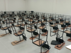 Foto de U.T.I das Cadeiras em Anápolis, GO por Solutudo