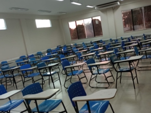 Foto de U.T.I das Cadeiras em Anápolis, GO por Solutudo
