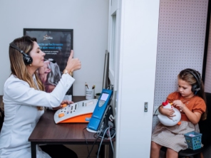 Foto de Wanya Bulhões Fonoaudiologia em Foz do Iguaçu, PR por Solutudo