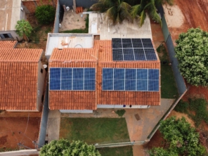 Foto de Central Solar em Rondonópolis, MT por Solutudo
