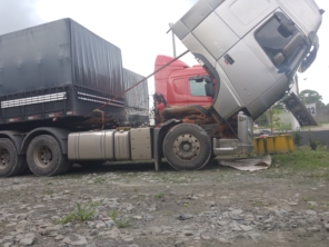 Foto de SOS Mecânica Diesel 24 Horas em Paranaguá, PR por Solutudo