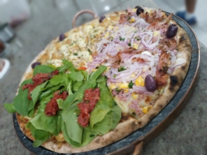 Foto de Pizzaria da Chácara em São Manuel, SP por Solutudo