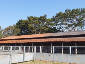 Foto de Engenharia, Obras, Arquitetura & Elétrica Solar em Ninho Verde II Eco Residence, SP por Solutudo