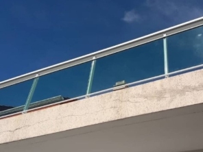 Foto de Artek Vidros em Curitiba, PR por Solutudo