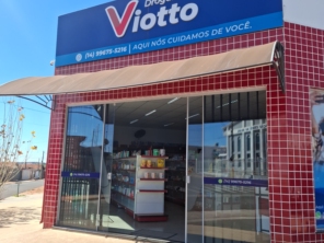 Foto de Drogaria Viotto em São Manuel, SP por Solutudo