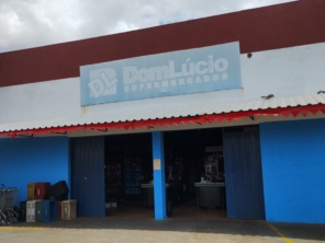 Foto de Dom Lúcio Supermercado 3 em São Manuel, SP por Solutudo