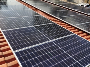 Foto de Plaza Energia Solar em Itupeva, SP por Solutudo