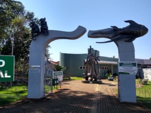 Foto de Aquário Municipal em Santa Fé do Sul, SP por Solutudo